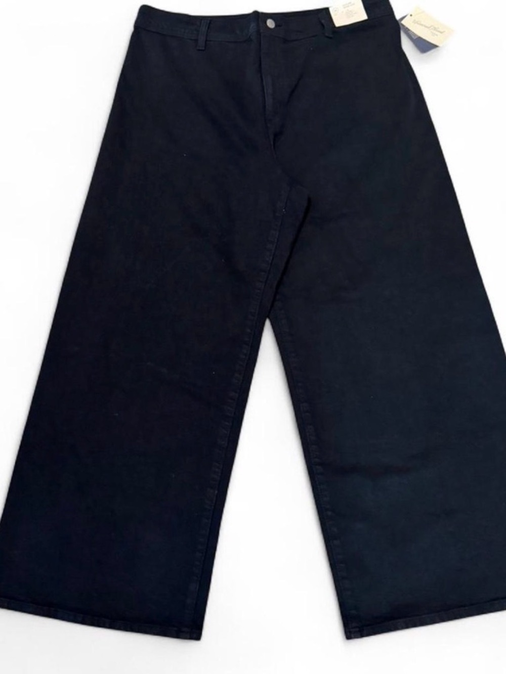 Universal Thread Wide Leg Jeans in Black